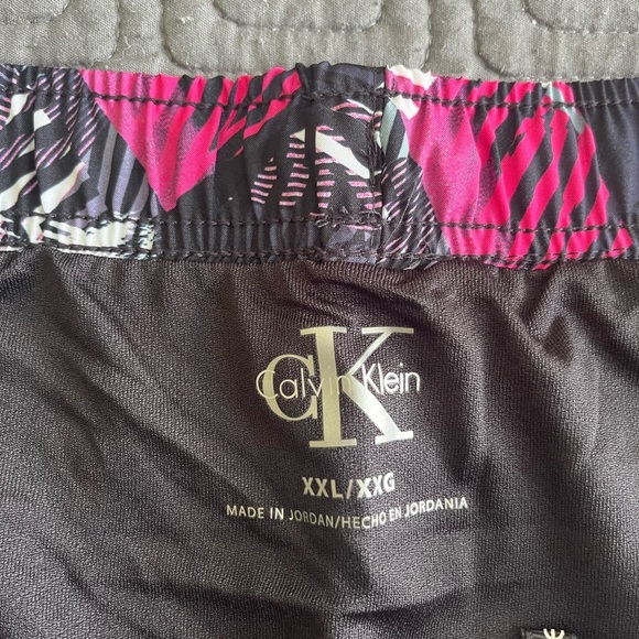 Calvin Klein Women's Black and Pink Athletic Shorts - Plus Size - Picture 4 of 6